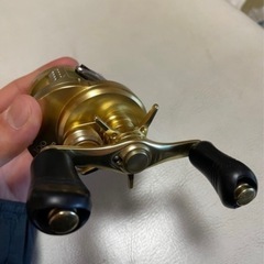 シマノ　14カルカッタコンクエスト100の画像