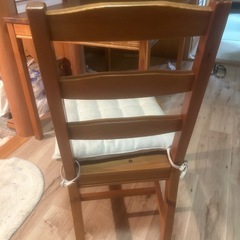 IKEA ダイニングテーブルセットの画像