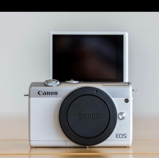 デジタルカメラ Canon m200 15-45mm