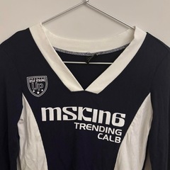 SHEIN Vネック y2k トップスの画像