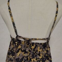 ワンピース　迷彩柄　ベージュの画像