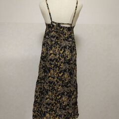 ワンピース　迷彩柄　ベージュの画像