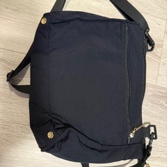 kerätä マザーズサコッシュ 3way ブラックの画像