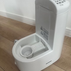  アイリスオーヤマ 加湿器 スチーム式(加熱式) 加湿量の画像