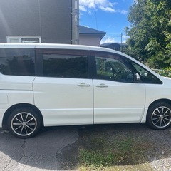 日産セレナ　ハイウェイスター　平成23の画像