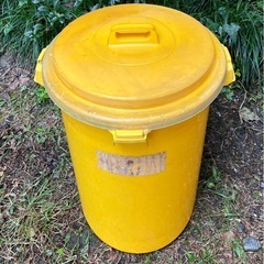 未使用保管品　蓋付ゴミペール35ℓ 配達料込 ！の画像