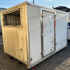 アルミコンテナ10保冷庫　鍵付きの画像
