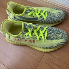 アディダス　ブースト　スニーカーの画像