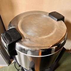 タイガーの電子保温ジャー中古の画像