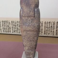 大英博物館 アメンの司祭イウィ（レプリカ）の画像