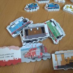 トーマス　パズル・ミニカー線路・絵本の画像