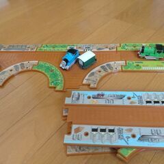 トーマス　パズル・ミニカー線路・絵本の画像