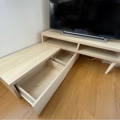 テレビ台の画像