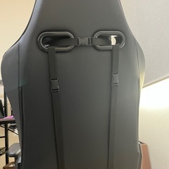 ゲーミングチェアの画像