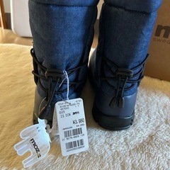 新品未使用モズブーツ23センチの画像