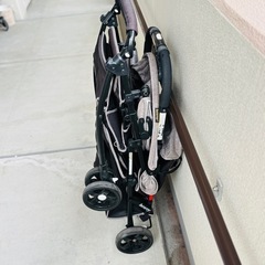 2人乗せベビーカーの画像