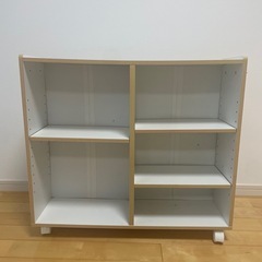 【キャスター付き収納棚/本棚】の画像