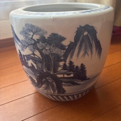 陶器製　火鉢
の画像