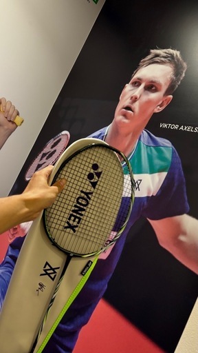 【値下げ中】アストロクス100tour【新品未使用】YONEX