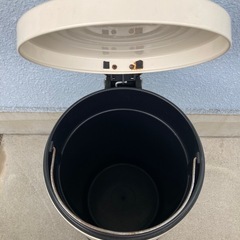 再掲載　値下げ！　ニトリ　ゴミ箱　　15Lの画像