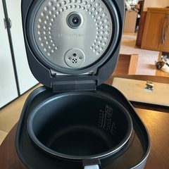 【取引中】美品　YAMAZEN炊飯器　5.5合の画像