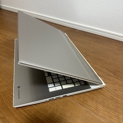 東芝 AB65/RGSD i7 SSD256GB GeForce 930Mの画像