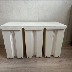 SOLOW 45Lゴミ箱3個セット
の画像