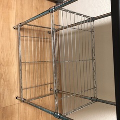 スチールラック　組み立て式の画像