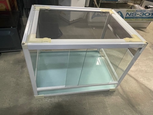 昆虫、爬虫類ゲージ