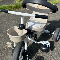 折りたたみ三輪車　の画像