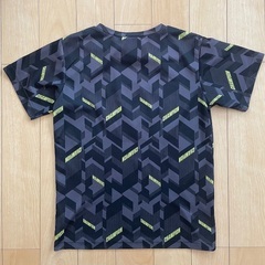 10月末まで！champion  Tシャツ 160の画像