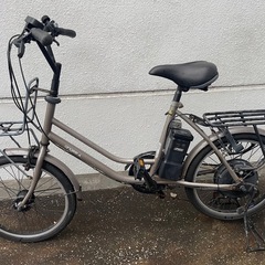 電動アシスト自転車2台、バッテリーあり、鍵なし、の画像
