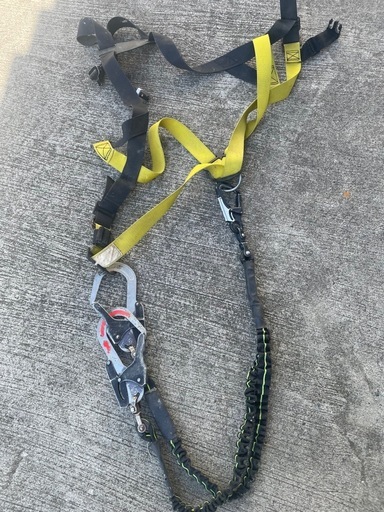 安全帯　ハーネス