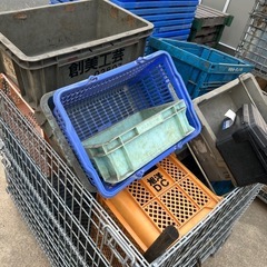 プラの箱の画像