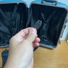 スーツケース　水色　5-7日間よう用の画像