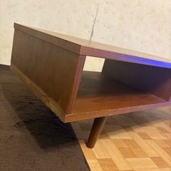テレビボードの画像