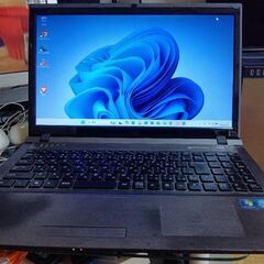 バージョン24H2　Windows11   Corei7-3610QM メモリ8GB  HDD 500GB  DVDマルチ Webカメラ搭載の画像