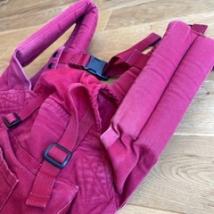 エルゴ　抱っこ紐　レッド　　の画像