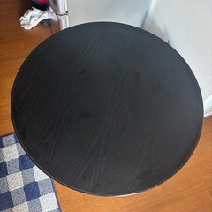 （決まりました）折りたたみ丸テーブルの画像