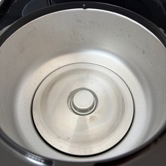 アイリスオーヤマ炊飯器3合の画像