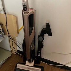 HITACHI コードレス掃除機の画像