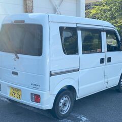 スズキエブリィ　不具合箇所は修理済みで安心、見に来る人のみ限定。バイク輸送用にどうでしょうの画像