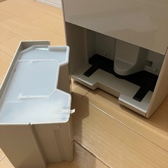 アイリスオーヤマ　除湿機の画像