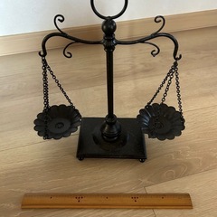 アンティーク調　天秤　てんびん　置物の画像
