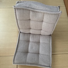 コンパクト座椅子の画像