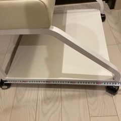 スタイリッシュなフットネイル台  ネイル　フットケア台ネイル　フットケア用台 フットネイル台 フットカート フットケア フットバス ワゴン キャスター付き ペディキュア ペディ台 オットマン 足置き台 フットの画像