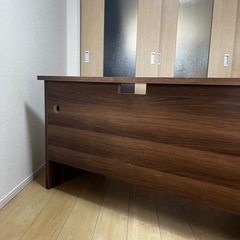 LOWYA デスク（28日お渡し希望）の画像