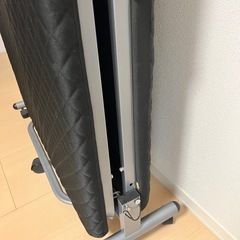 折りたたみベットの画像