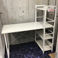 右棚付ワークデスク　机　テーブル　作業台　中古品　※天板フチ前側はがれ補修有りの画像