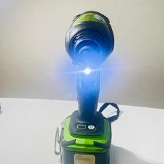 Makita 14.4V 電動インパクトドライバーの画像